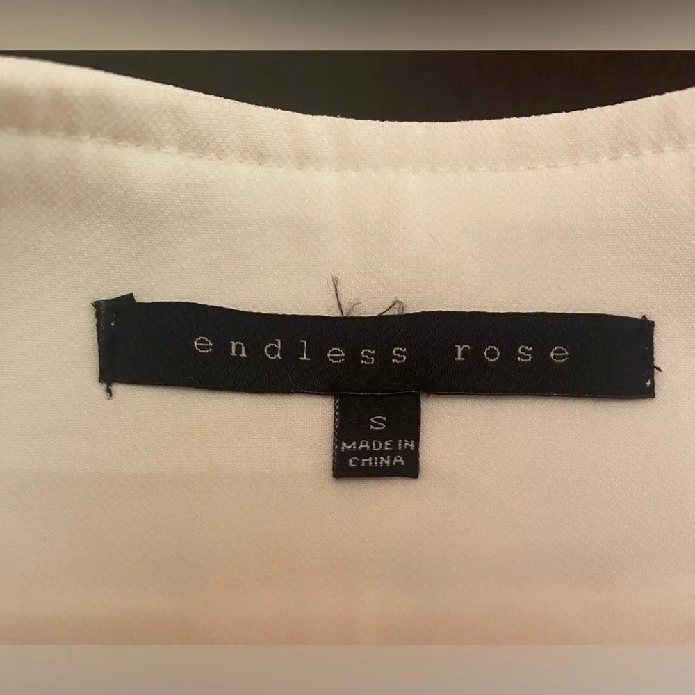 Endless Rose Woman’s Mirrored‎ White Glam Skirt Size Small NWOT